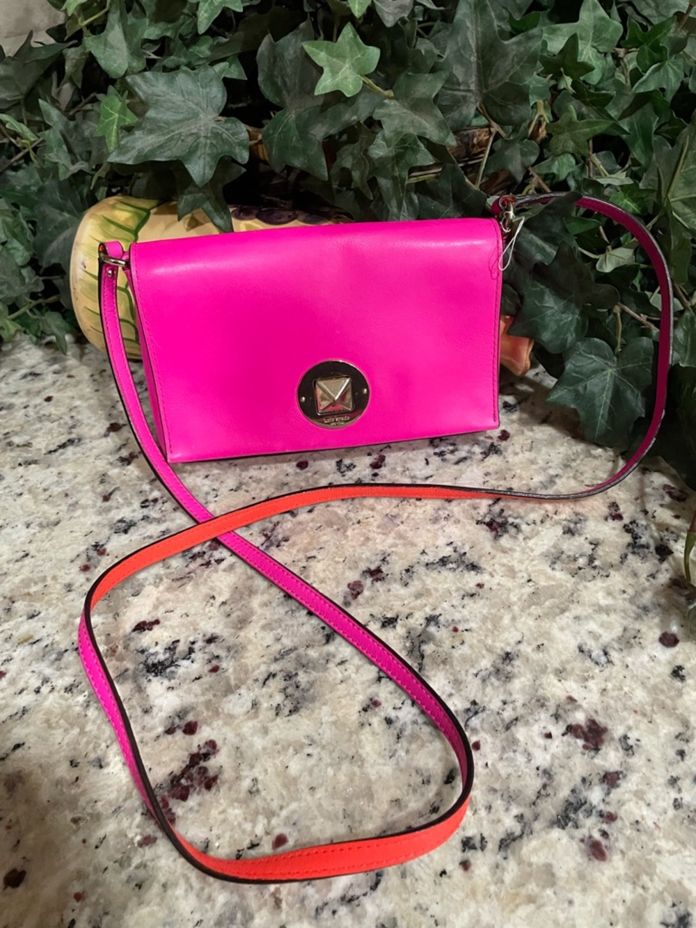 ♠️ Kate Spade Sally Newbury Lane Small Crossbody Bag Like new Preowned  Fuchsia